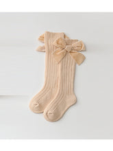 Load image into Gallery viewer, Girls Velvet Bowknot Knee Socks
