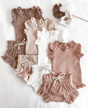 Load image into Gallery viewer, Frill Ribbed Short Sleeve Bodysuit