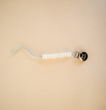 Load image into Gallery viewer, Pacifier Clips (Golden Baby)